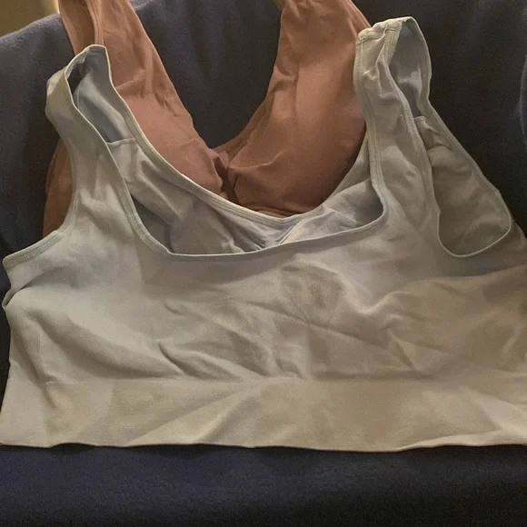 Kinyaoyao NWT 3 Pack of Wine, Pink & Blue XL sports bras with removable pads. - Picture 3 of 6